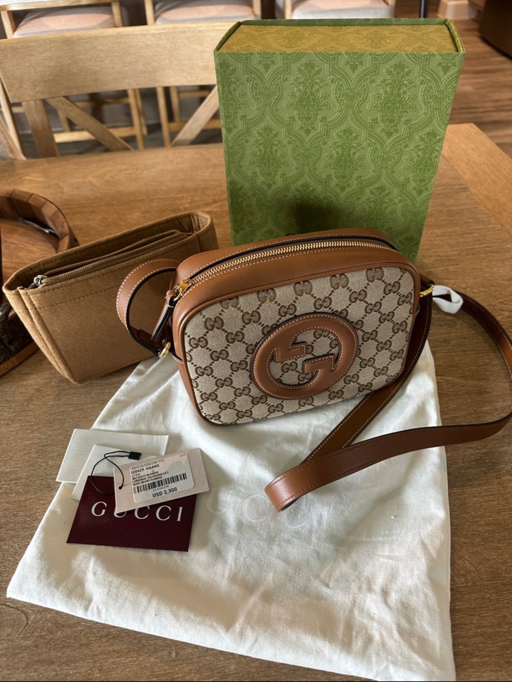Like New! Gucci Beige GG Supreme Canvas and Brown Leather Crossbody Bag